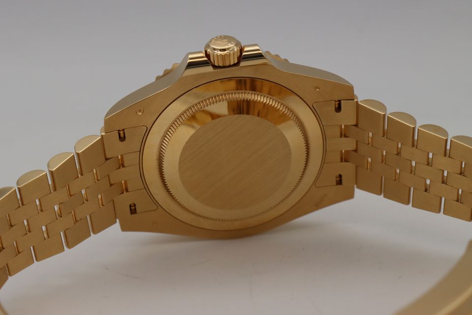 Rolex GMT Master II 126718 GRNR Image 4